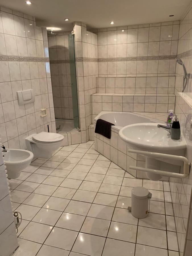 Super große Ferienwohnung für bis zu 5 Personen Owen Exterior foto